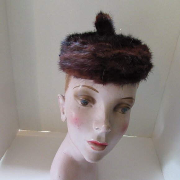 Franklin Simon Accessories - Vintage Mink Pill Box Hat Top Knot Franklin Simon